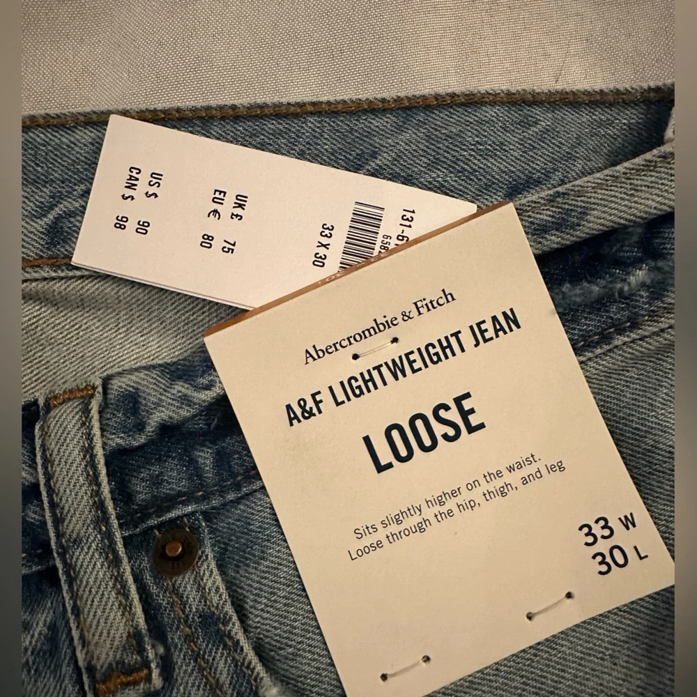 Abercrombie & Fitch Men's lightweight loose jeans 33x30 NWT